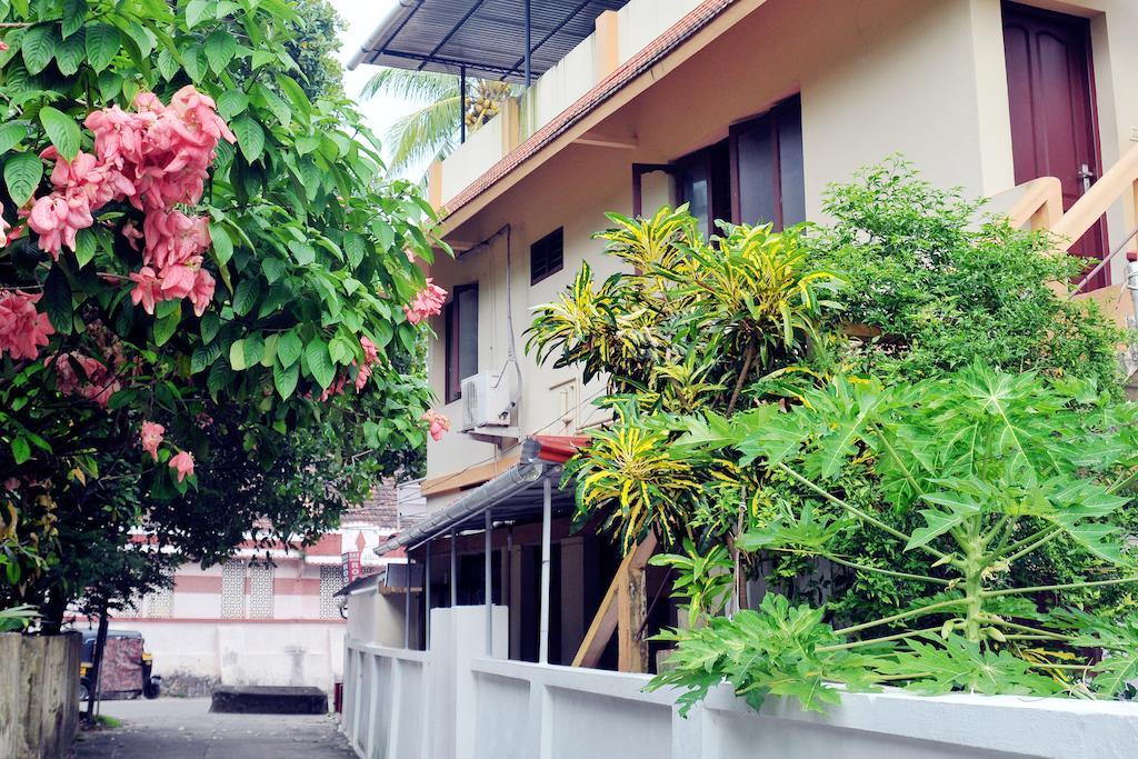 Bed and Breakfast Das Residency Kochi Екстер'єр фото